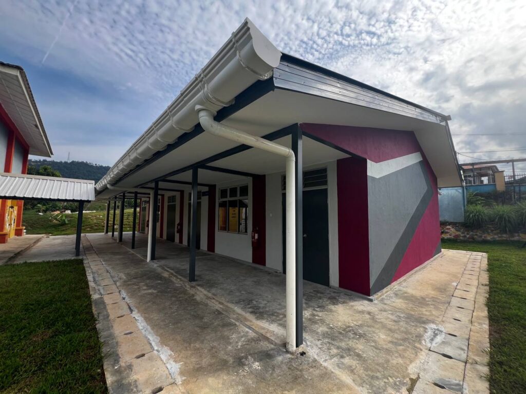 photo_6057464648870595823_y