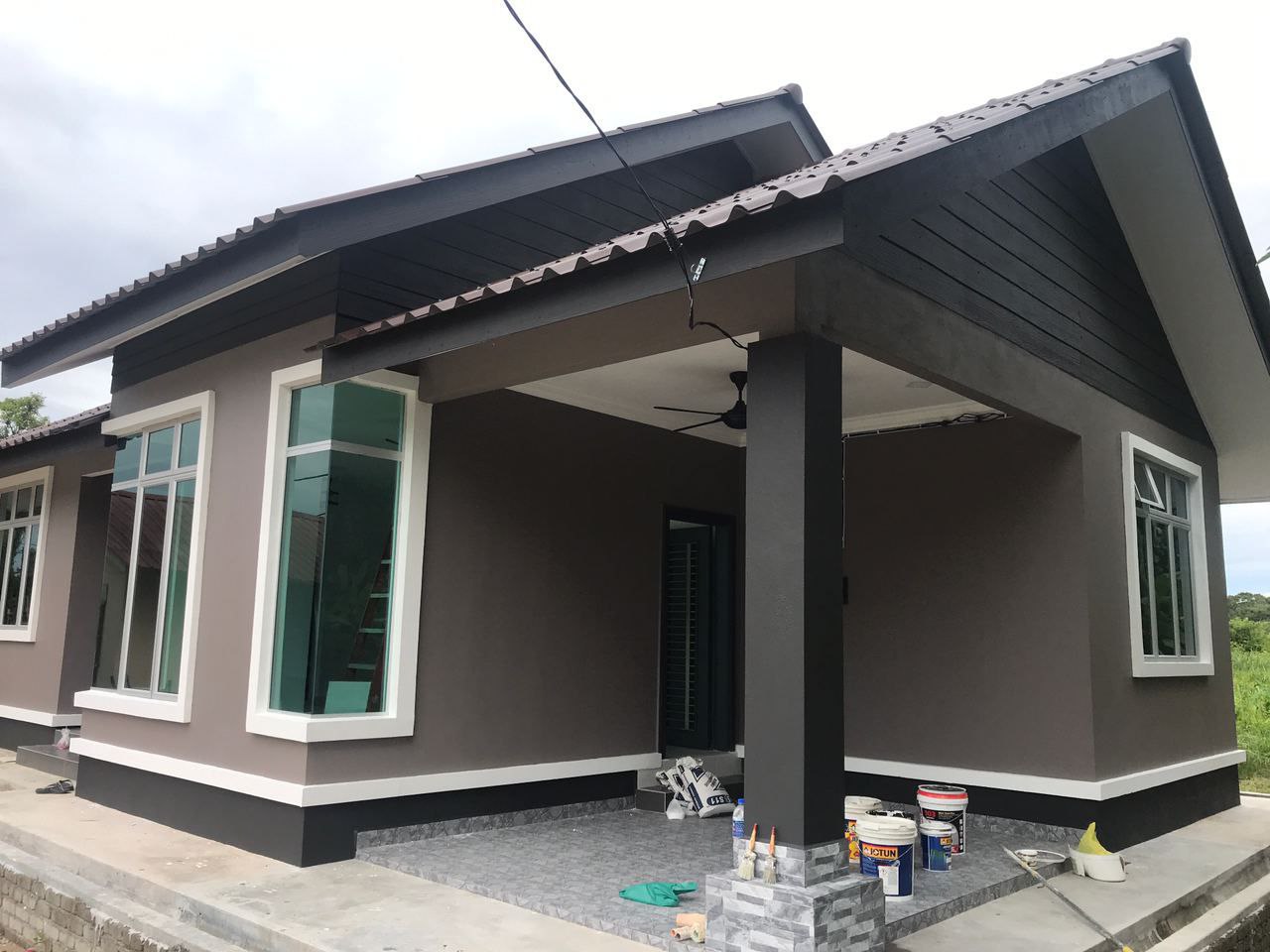 photo_6077768810405932770_y