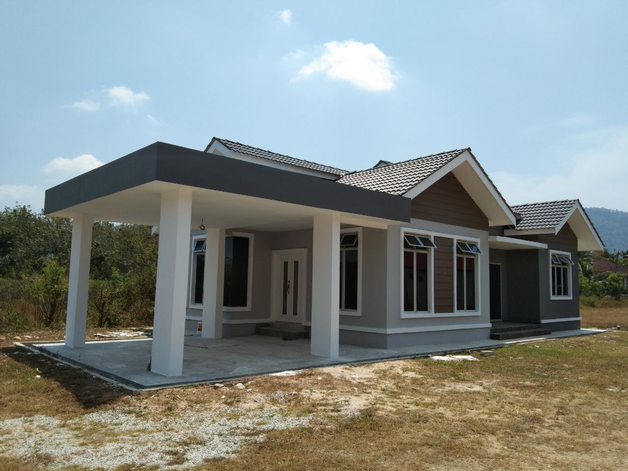 photo_6080049476694814437_y