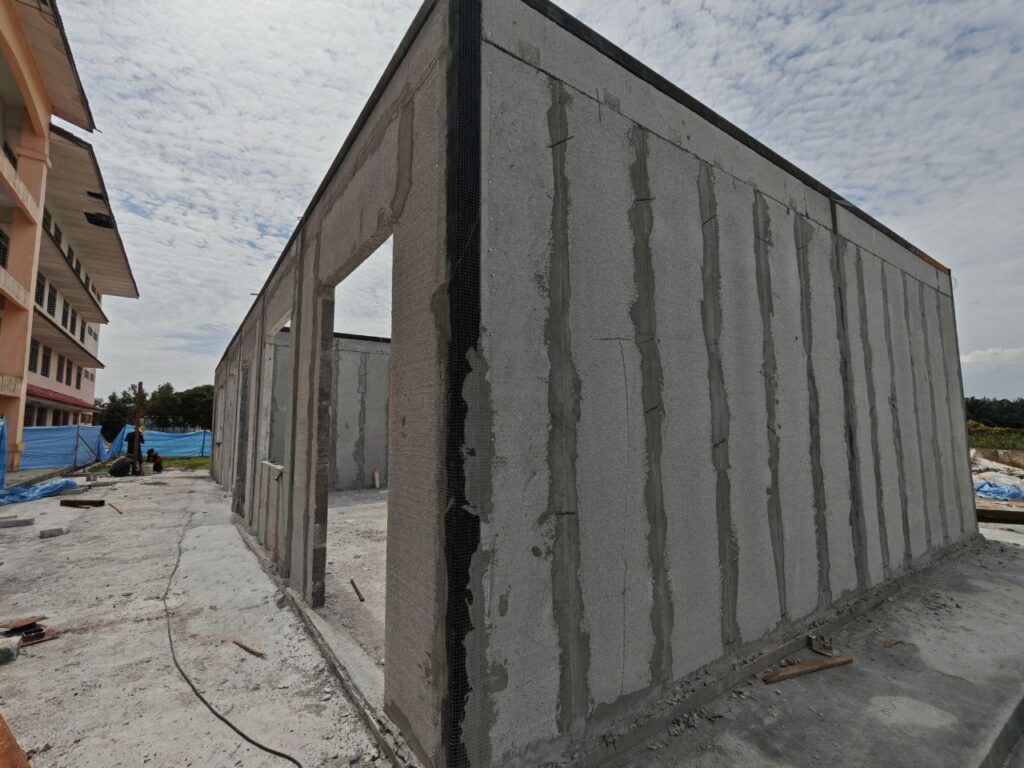 photo_6197452008299020985_y